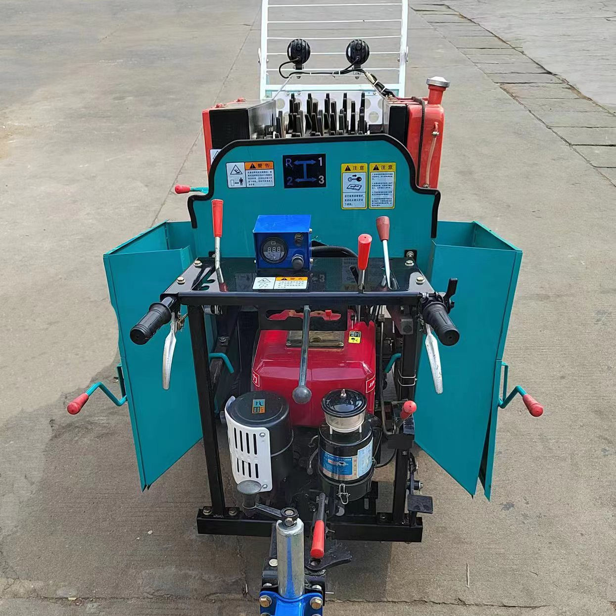 Agricultural Machinery Automatic Corn Harvester Wheat Cutter Machine