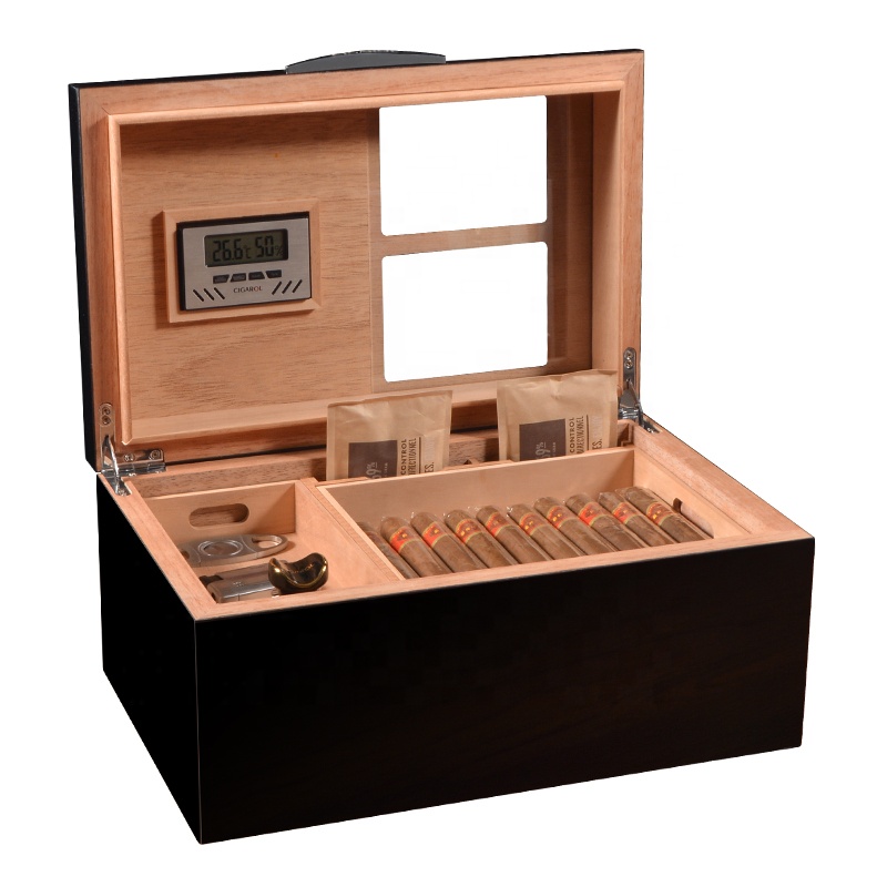 Hot Sell Cigar Humidor With Hygrometer Humidifier Cedar Wood Humidor